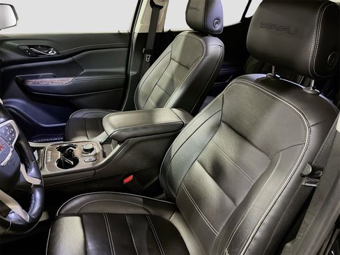 Used 2020 GMC Acadia Denali w/ Denali Ultimate Package image 22