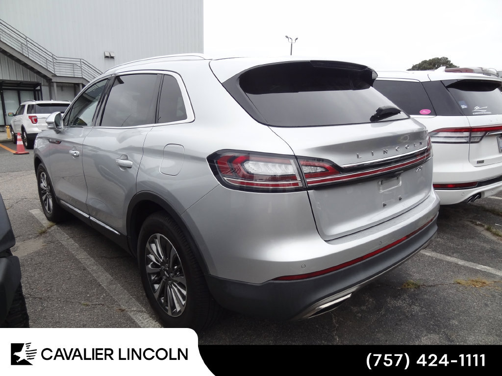Used 2019 Lincoln Nautilus Select FWD image 4
