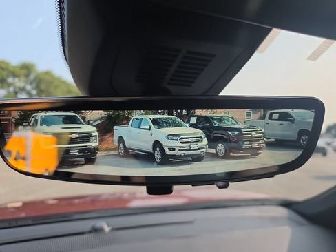 Used 2025 Chevrolet Equinox LT w/ Convenience Package II FWD image 26