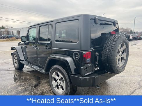 Used 2017 Jeep Wrangler Unlimited Sahara w/ Connectivity Group image 32