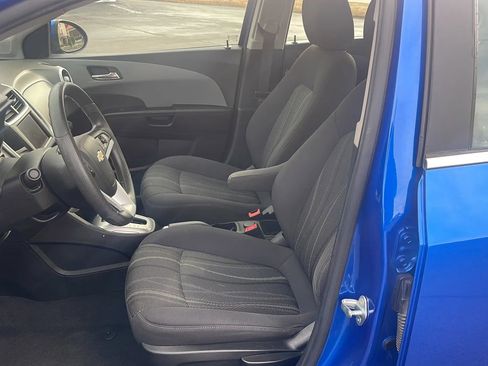 Used 2020 Chevrolet Sonic LT image 16