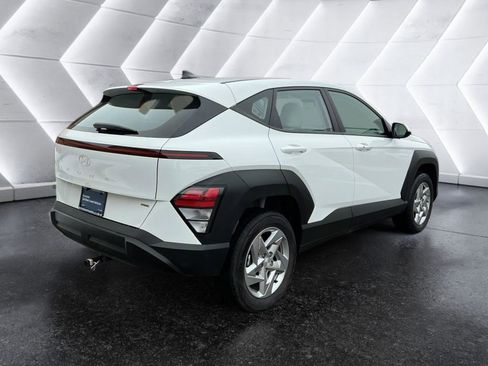 Certified 2026 Hyundai Kona SE image 4