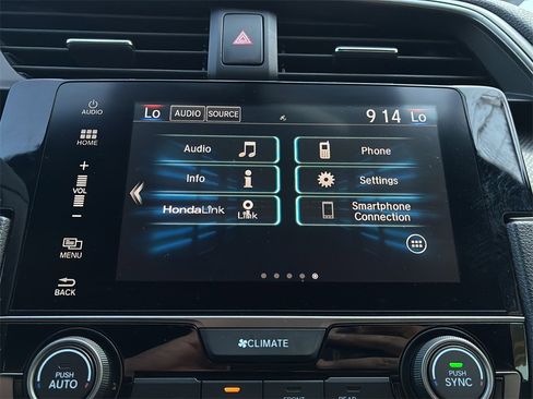 Used 2018 Honda Civic EX image 17