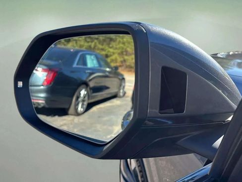 Used 2021 Audi Q8 Prestige image 11