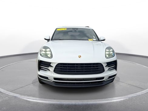Used 2019 Porsche Macan AWD/4WD image 3