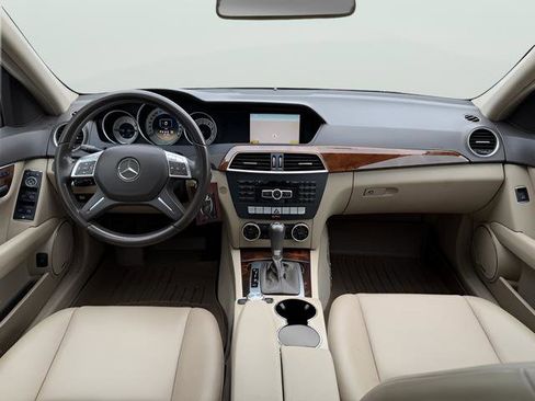 Used 2012 Mercedes-Benz C 300 4MATIC Sedan image 9