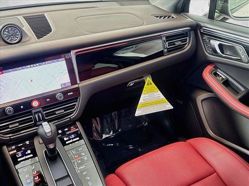 New 2026 Porsche Macan Turbo AWD/4WD image 21