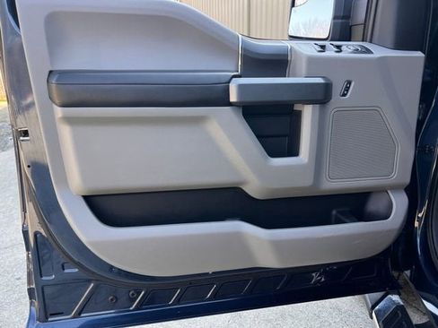 Used 2018 Ford F150 XLT w/ Equipment Group 302A Luxury AWD/4WD image 10