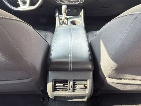 Used 2019 Nissan Altima 2.5 SV FWD image 29