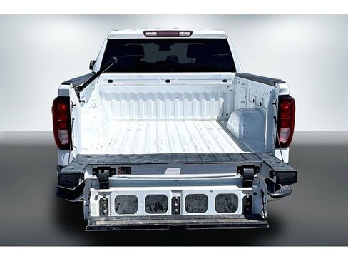Used 2023 GMC Sierra 1500 SLE AWD/4WD image 7