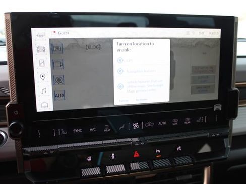 Used 2024 GMC Hummer EV 3X w/ LPO, Illumination Package image 35