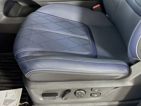 New 2026 INFINITI QX80 SPORT w/ Sport Exterior Package image 25