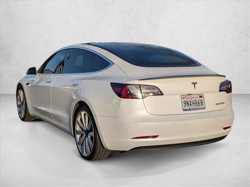 Used 2018 Tesla Model 3 Long Range image 8