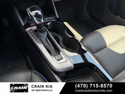 Used 2025 Buick Envista Sport Touring w/ Convenience I Package FWD image 19