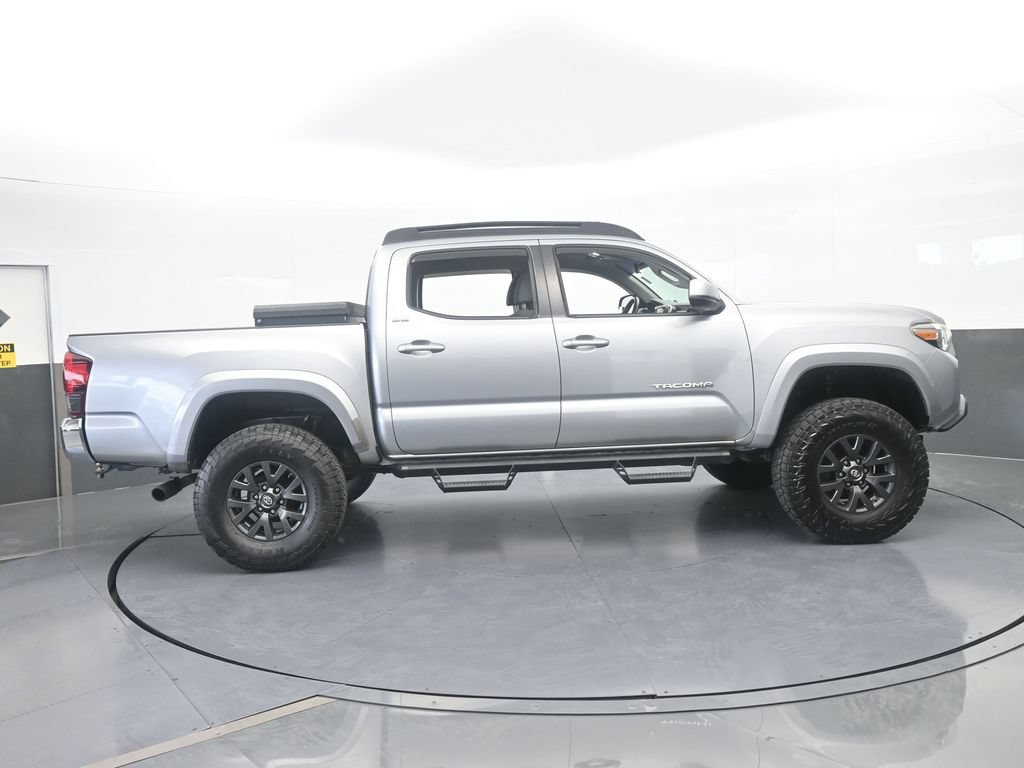 Used 2021 Toyota Tacoma SR5 w/ SR5 Appearance Package (SM) RWD image 7