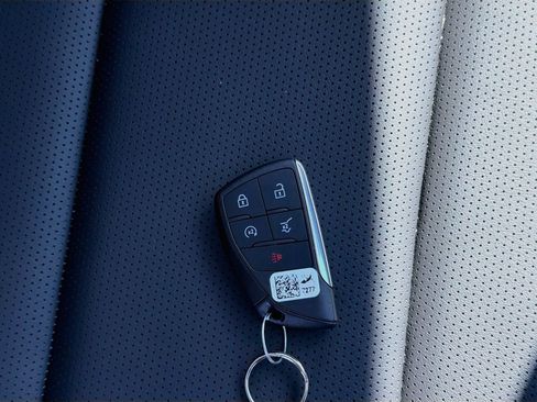Used 2025 Buick Envision Preferred AWD/4WD image 37