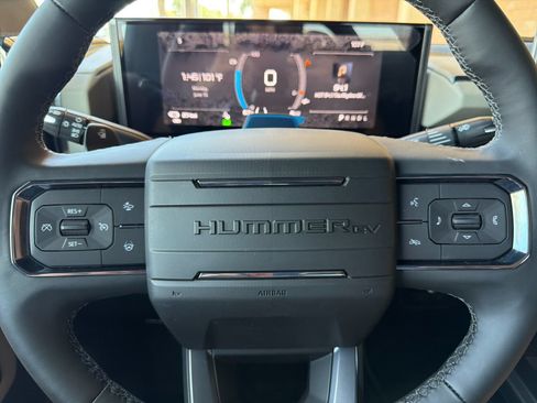 New 2026 GMC Hummer EV 4x4 Crew Cab image 21