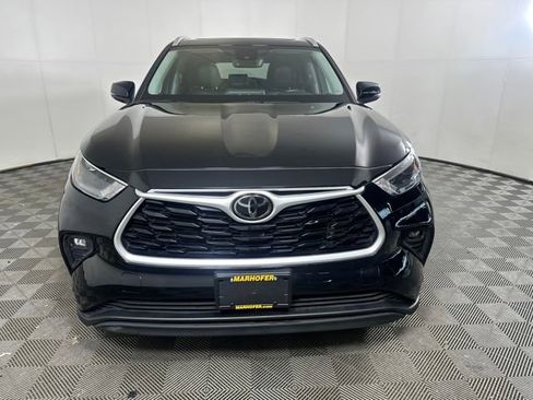 Used 2022 Toyota Highlander XLE image 8