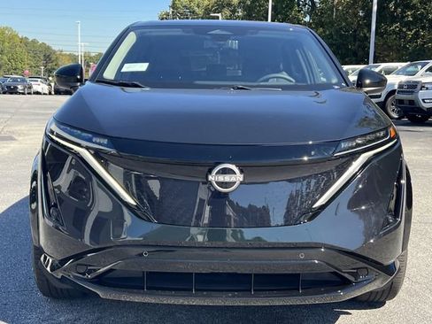 New 2025 Nissan Ariya FWD image 3
