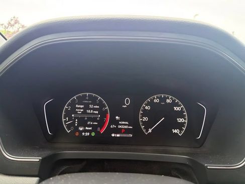 Used 2023 Honda Pilot TrailSport image 57