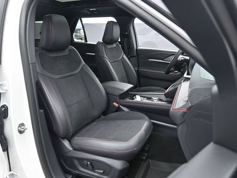 Used 2025 Ford Explorer ST w/ Sun And Sound Package AWD/4WD image 37