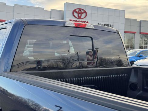 Used 2015 Ford F150 XLT w/ Equipment Group 302A Luxury image 12