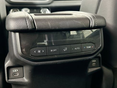 Used 2025 Toyota Grand Highlander FWD image 26