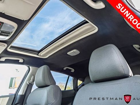 Used 2024 Subaru Crosstrek 2.0i Premium image 8