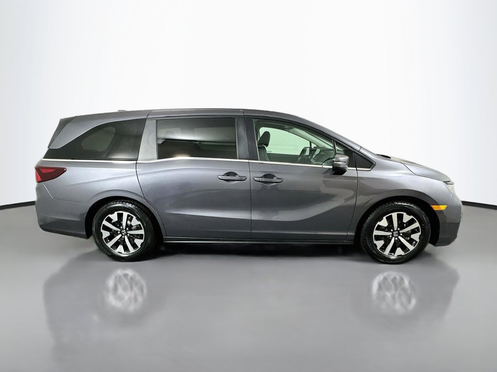 Certified 2025 Honda Odyssey EX-L image 4