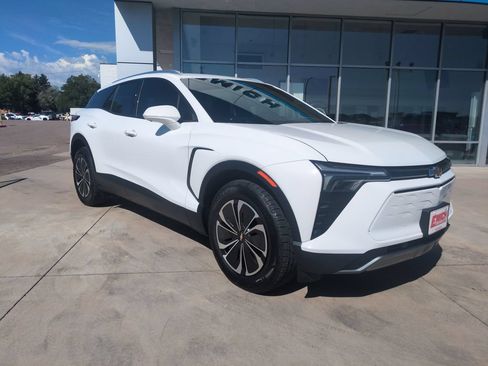 Used 2024 Chevrolet Blazer EV LT AWD/4WD image 7