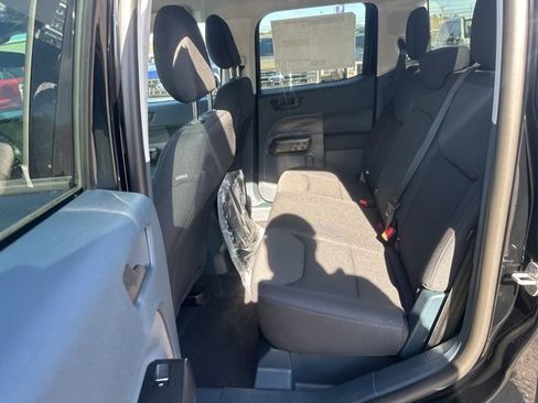 New 2025 Ford Maverick XL image 27
