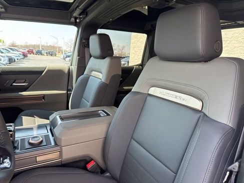 Used 2024 GMC Hummer EV 3X w/ Extreme Off-Road Package image 11