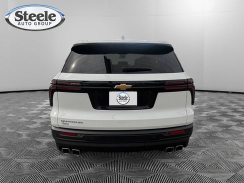 Certified 2024 Chevrolet Traverse LS FWD image 4