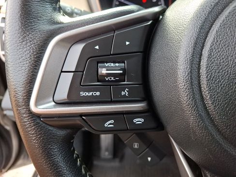 Used 2020 Subaru Outback Limited image 21