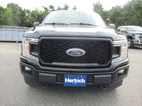 Used 2018 Ford F150 XL w/ Equipment Group 101A Mid AWD/4WD image 2
