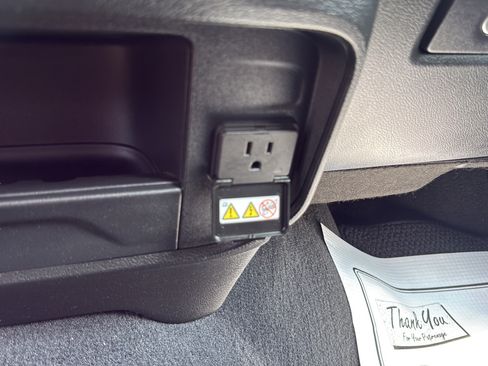 Certified 2024 RAM 2500 Laramie AWD/4WD image 29