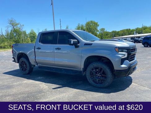 Used 2024 Chevrolet Silverado 1500 LT Trail Boss w/ LT Trail Boss Premium Package AWD/4WD image 11