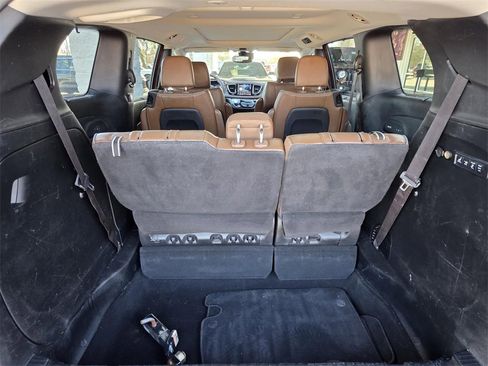 Used 2018 Chrysler Pacifica Limited w/ Tire & Wheel Group image 13