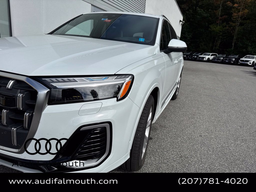 Used 2025 Audi Q7 3.0T Prestige w/ Prestige Package AWD/4WD image 3