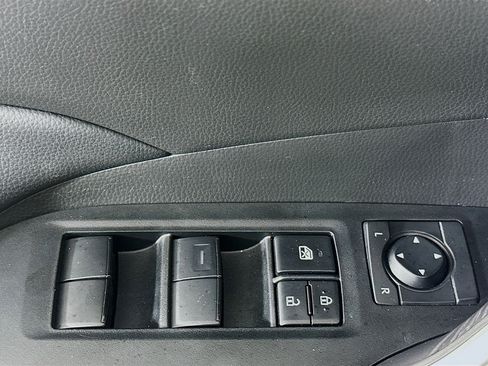 Used 2025 Toyota RAV4 LE image 15