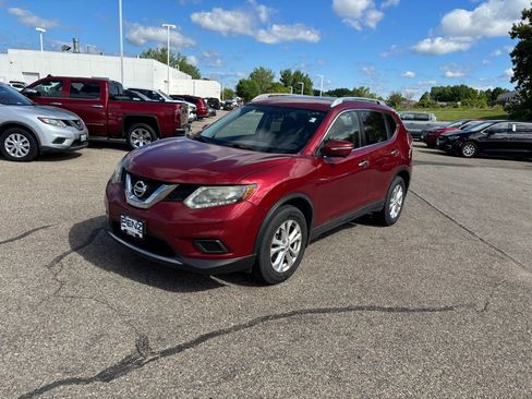 Used 2015 Nissan Rogue SV w/ SV Premium Package AWD/4WD image 3