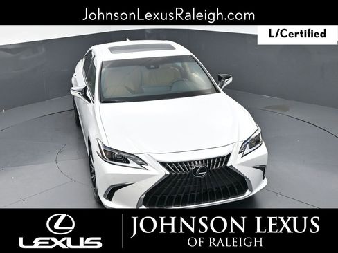 Used 2024 Lexus ES 350 w/ Premium Package image 23