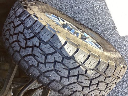 Used 2021 GMC Sierra 2500 AT4 image 20