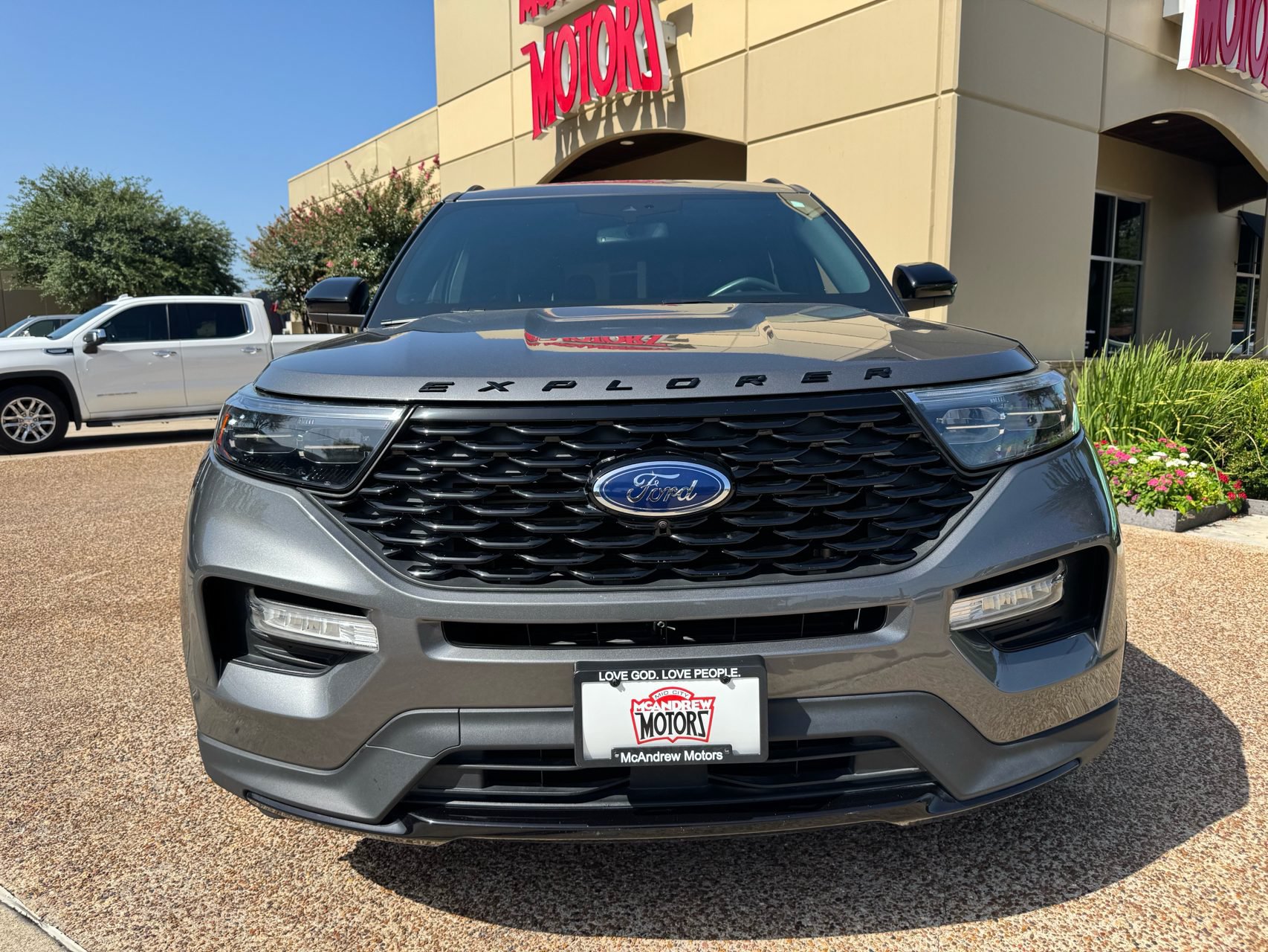 Used 2023 Ford Explorer ST-Line w/ Class IV Trailer Tow Package RWD image 3