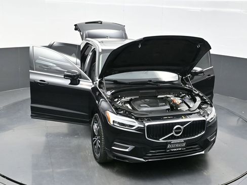 Used 2020 Volvo XC60 T8 Momentum image 39
