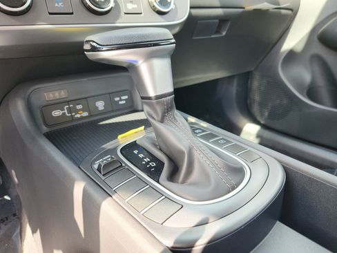 New 2026 Hyundai Kona SE image 26