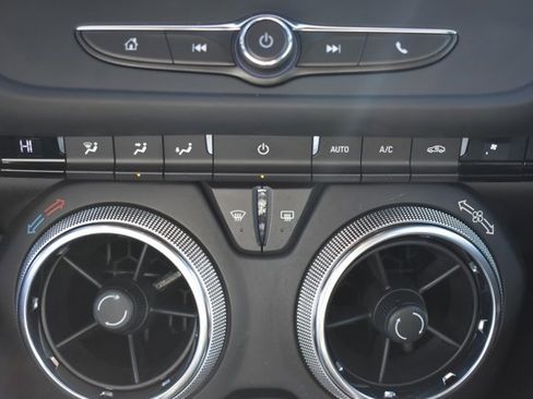 Used 2023 Chevrolet Camaro LT image 25