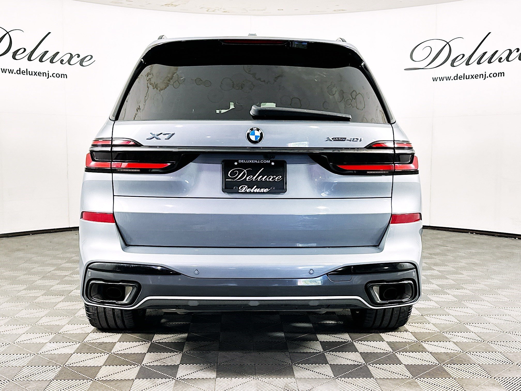 Used 2024 BMW X7 xDrive40i w/ Executive Package AWD/4WD image 5