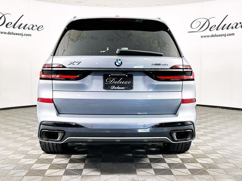 Used 2024 BMW X7 xDrive40i w/ Executive Package AWD/4WD image 5