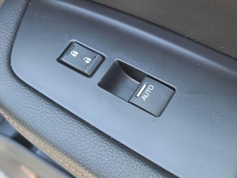 Used 2022 Honda Pilot TrailSport image 24